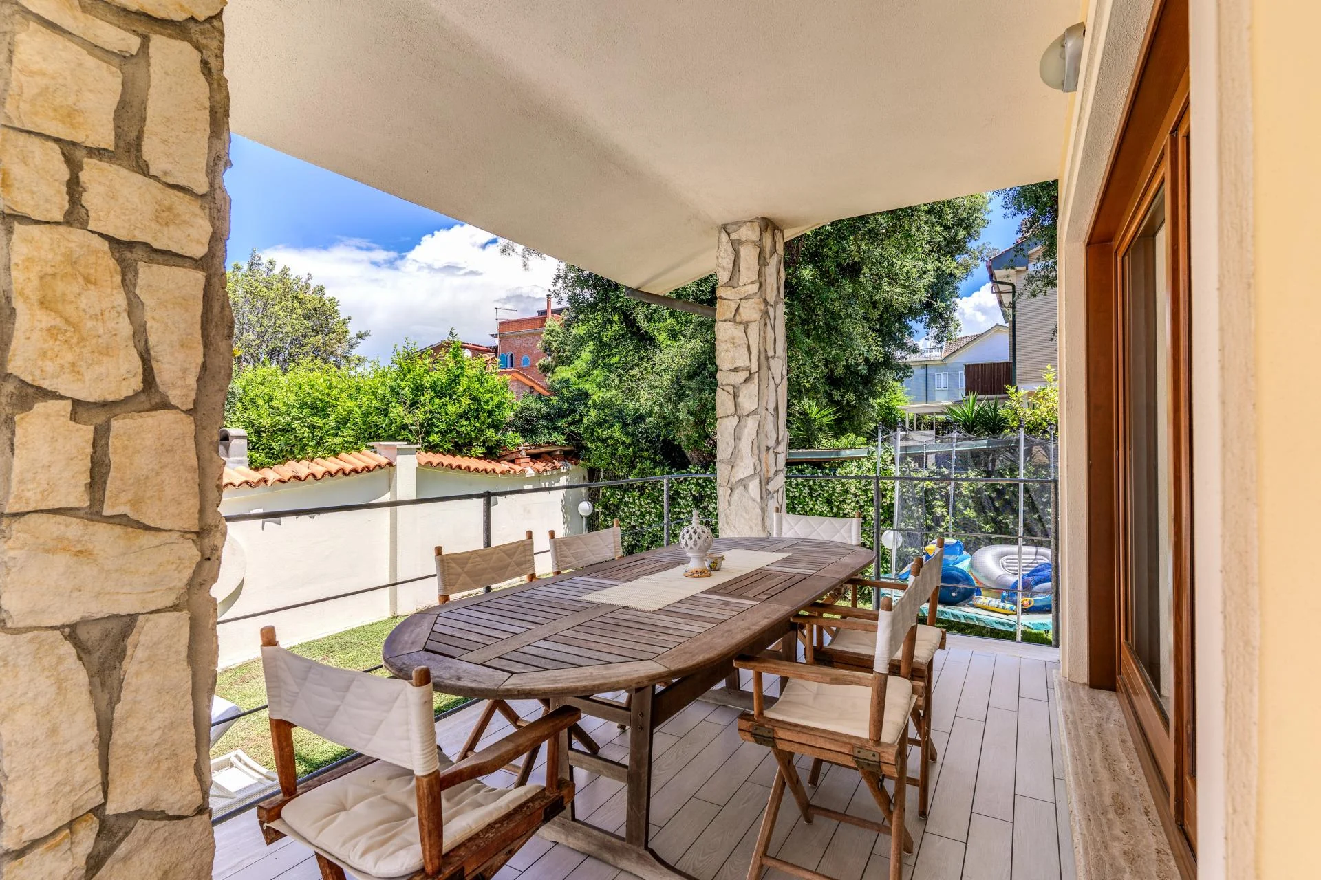 FREGENE CENTRO PRESTIGIOSA VILLA BIFAMILIARE CON GIARDINO E PISCINA RIF. V/80 — foto 13