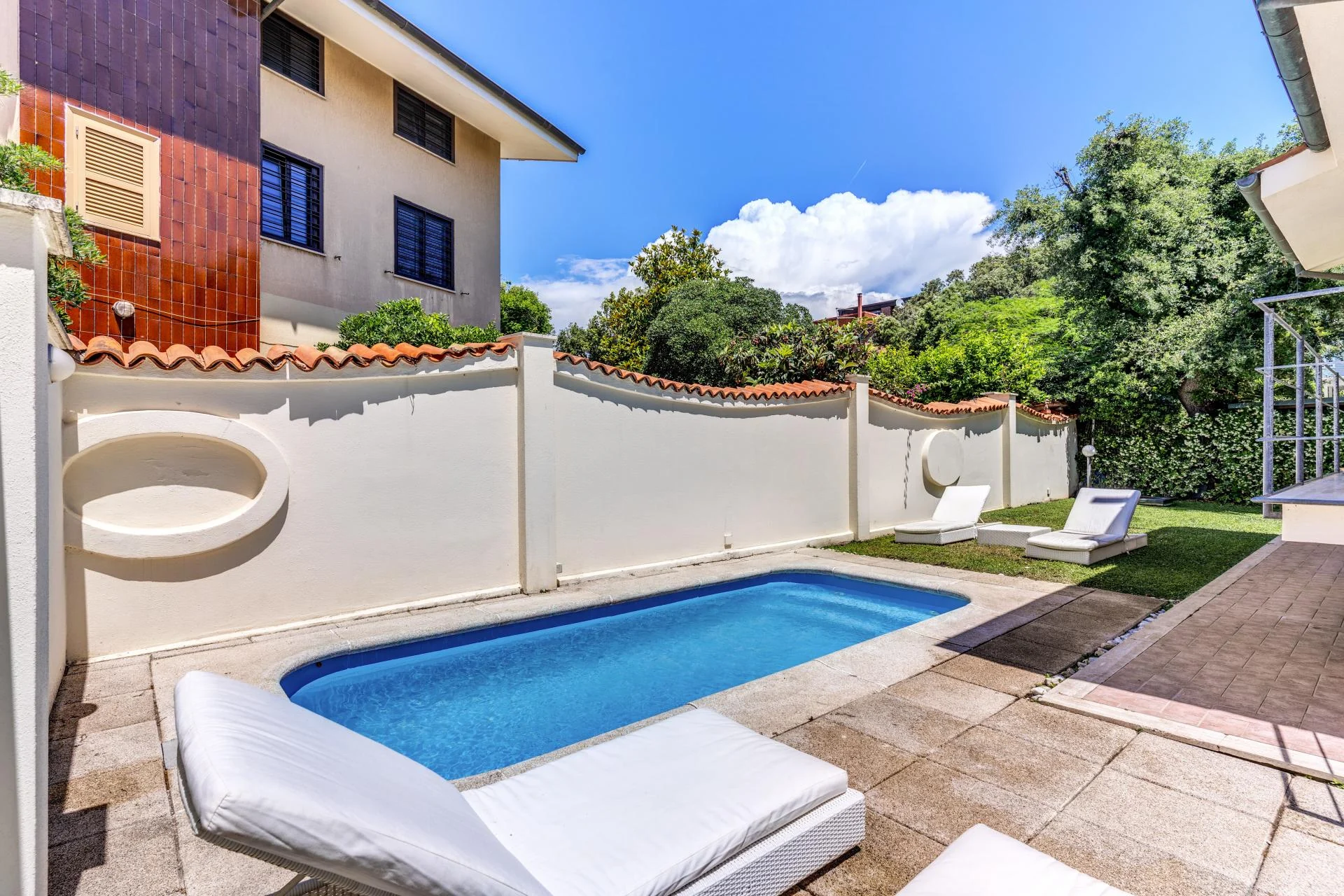 FREGENE CENTRO PRESTIGIOSA VILLA BIFAMILIARE CON GIARDINO E PISCINA RIF. V/80 — foto 6