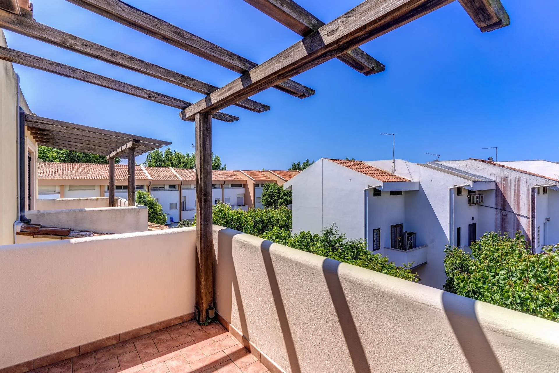 FREGENE CENTRO PRESTIGIOSA VILLA BIFAMILIARE CON GIARDINO E PISCINA RIF. V/80 — foto 35