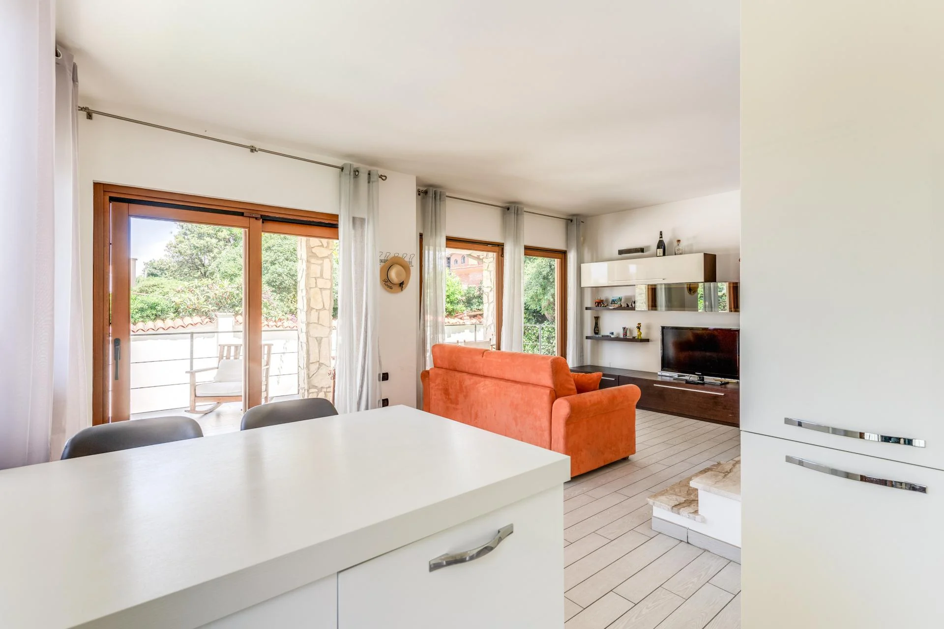 FREGENE CENTRO PRESTIGIOSA VILLA BIFAMILIARE CON GIARDINO E PISCINA RIF. V/80 — foto 19