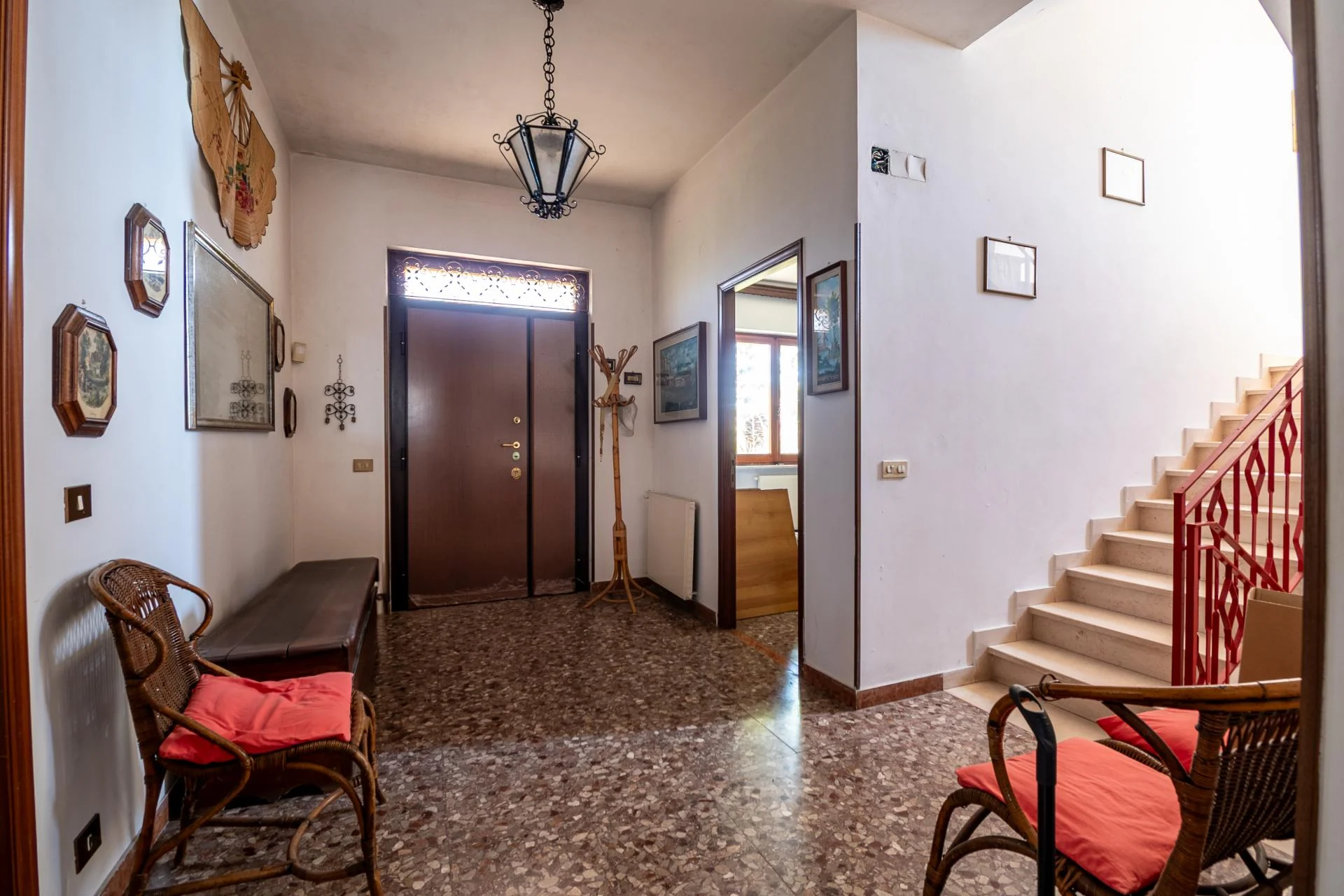 TENUTA DI CAMPAGNA CON VILLA PADRONALE, MAGAZZINI, AUTORIMESSE E TERRENO RIF. V/150 — foto 16