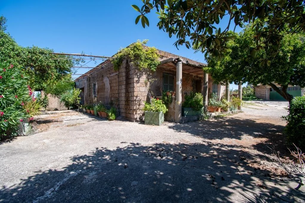 TENUTA DI CAMPAGNA CON VILLA PADRONALE, MAGAZZINI, AUTORIMESSE E TERRENO RIF. V/150 — foto 6