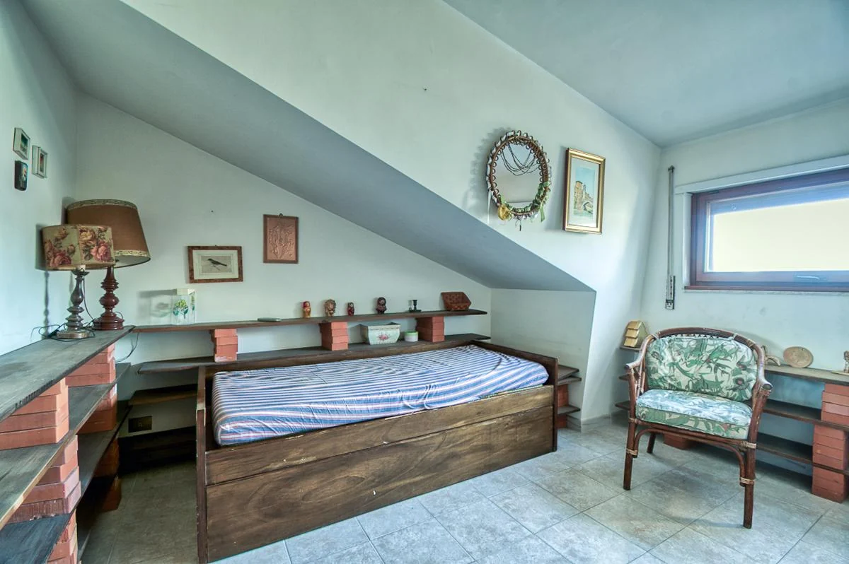 FREGENE VICINO MARE VILLA QUADRIFAMILIARE CON GIARDINO E TERRAZZO RIF. V/70 — foto 15
