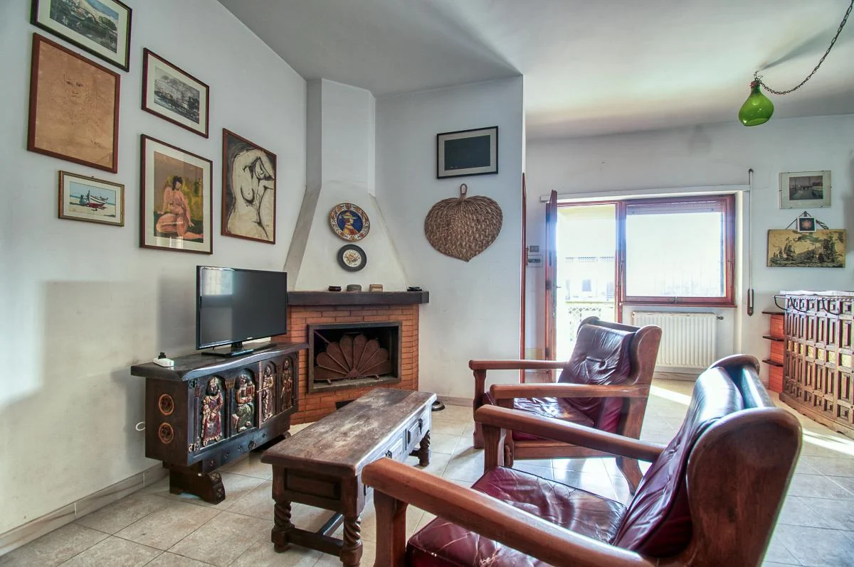 FREGENE VICINO MARE VILLA QUADRIFAMILIARE CON GIARDINO E TERRAZZO RIF. V/70 — foto 4