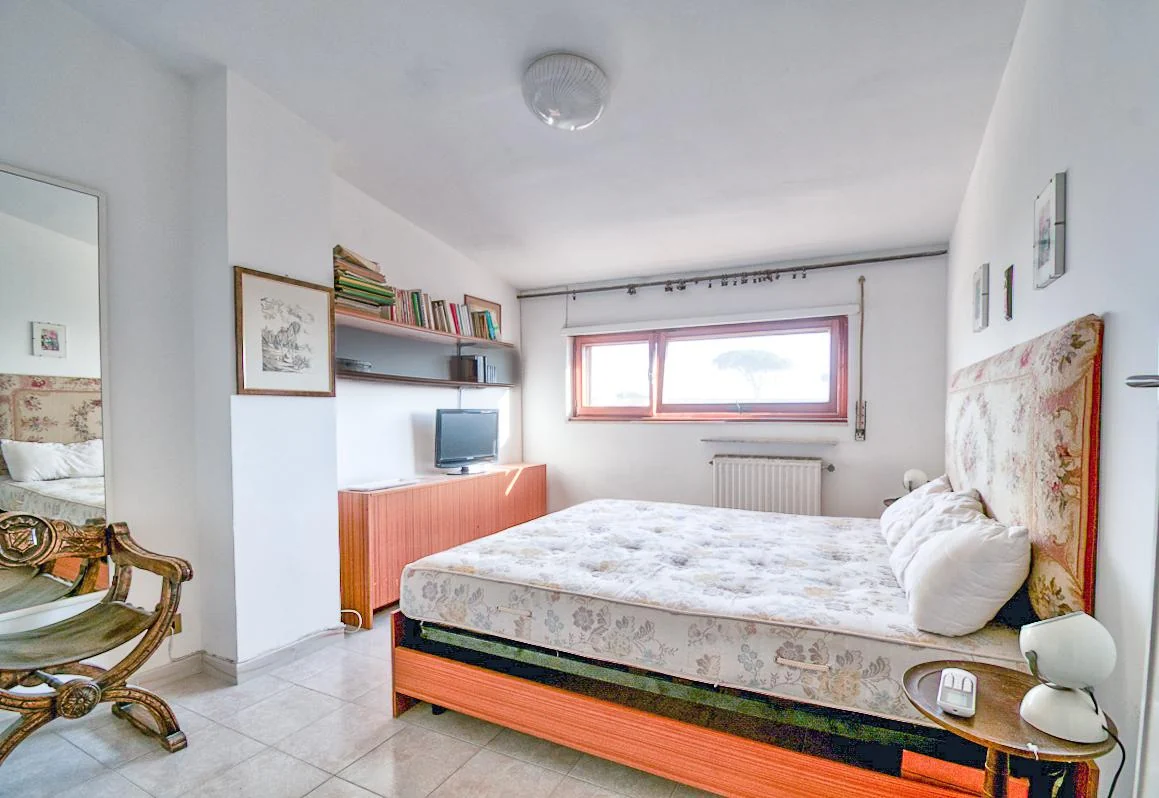 FREGENE VICINO MARE VILLA QUADRIFAMILIARE CON GIARDINO E TERRAZZO RIF. V/70 — foto 13