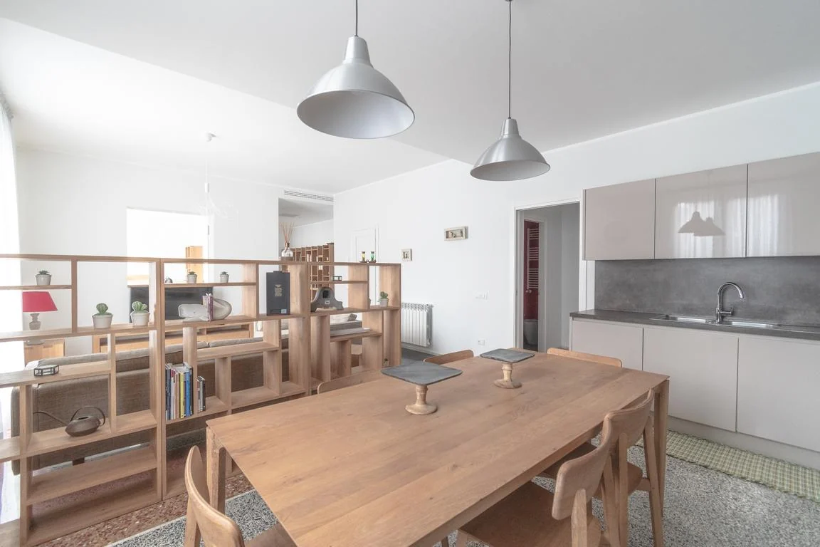 FREGENE CENTRO RIFINITISSIMA VILLA CON GIARDINO E TERRAZZI RIF. V/60 — foto 15