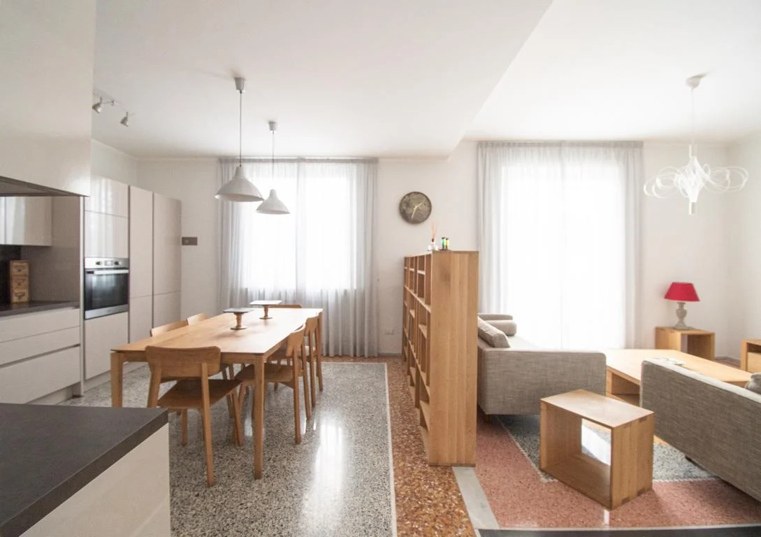 FREGENE CENTRO RIFINITISSIMA VILLA CON GIARDINO E TERRAZZI RIF. V/60 — foto 17