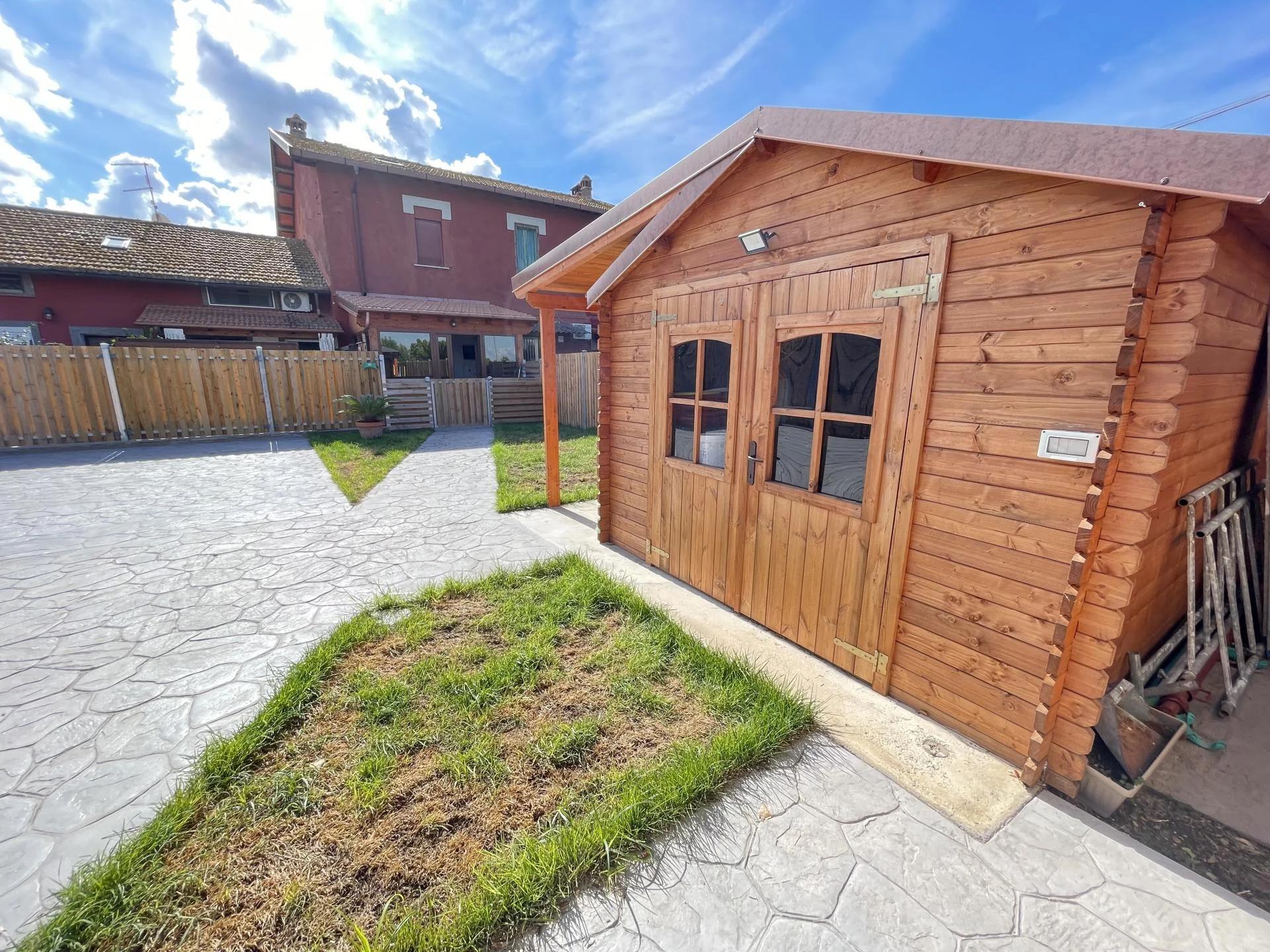 MACCARESE RIFINITISSIMA PORZIONE DI CASALE CON GIARDINO RIF. A/30 — foto 3